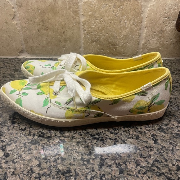 Kate Spade for Keds Lemon Print Pointed Toe Sneakers - Picture 4 of 11